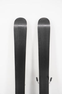 Axis Typhoon Twin Tip Junior Skis with Bindings - 135 cm Used