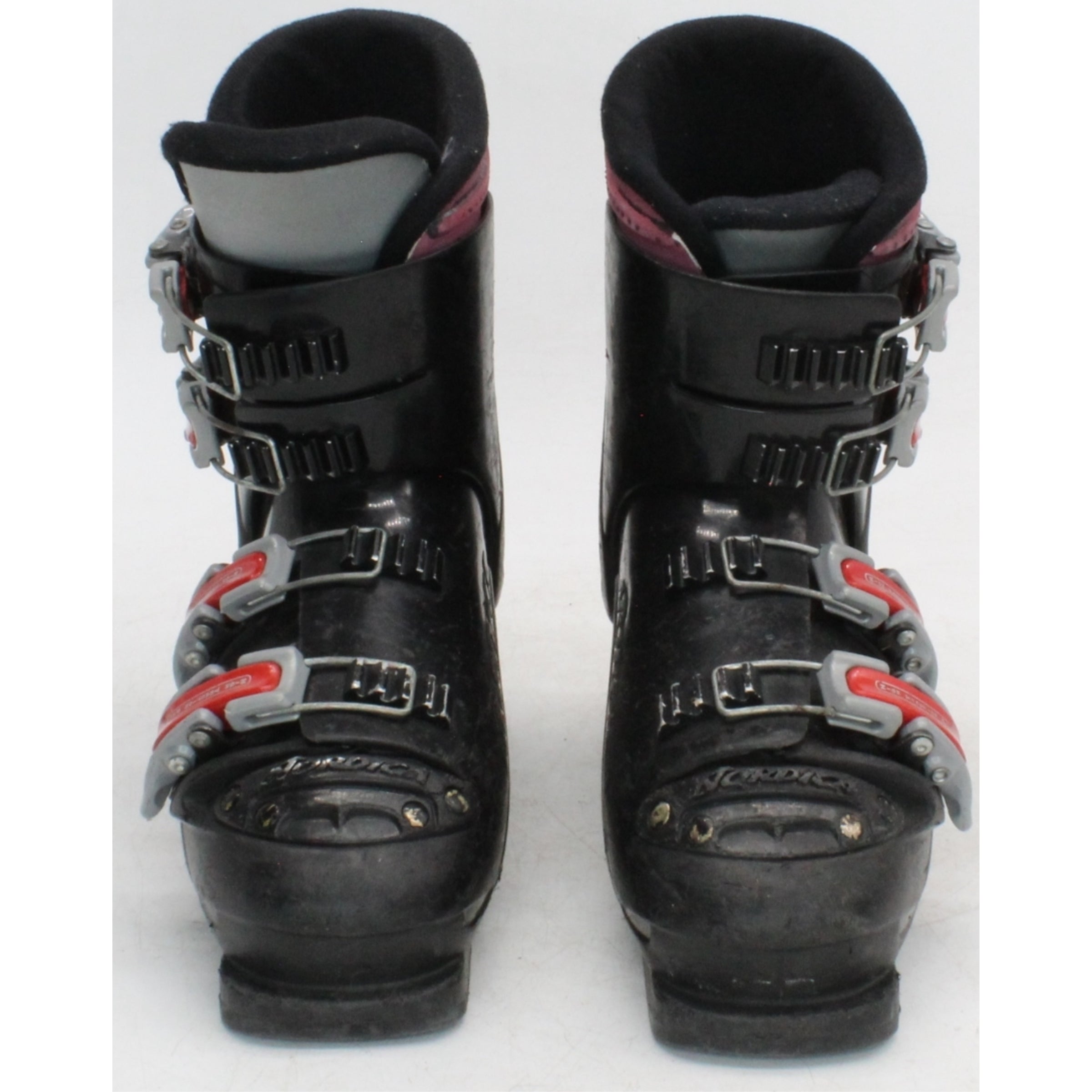 Nordica GP TJ Kids Ski Boots - Size 5.5 / Mondo 23.5 Used