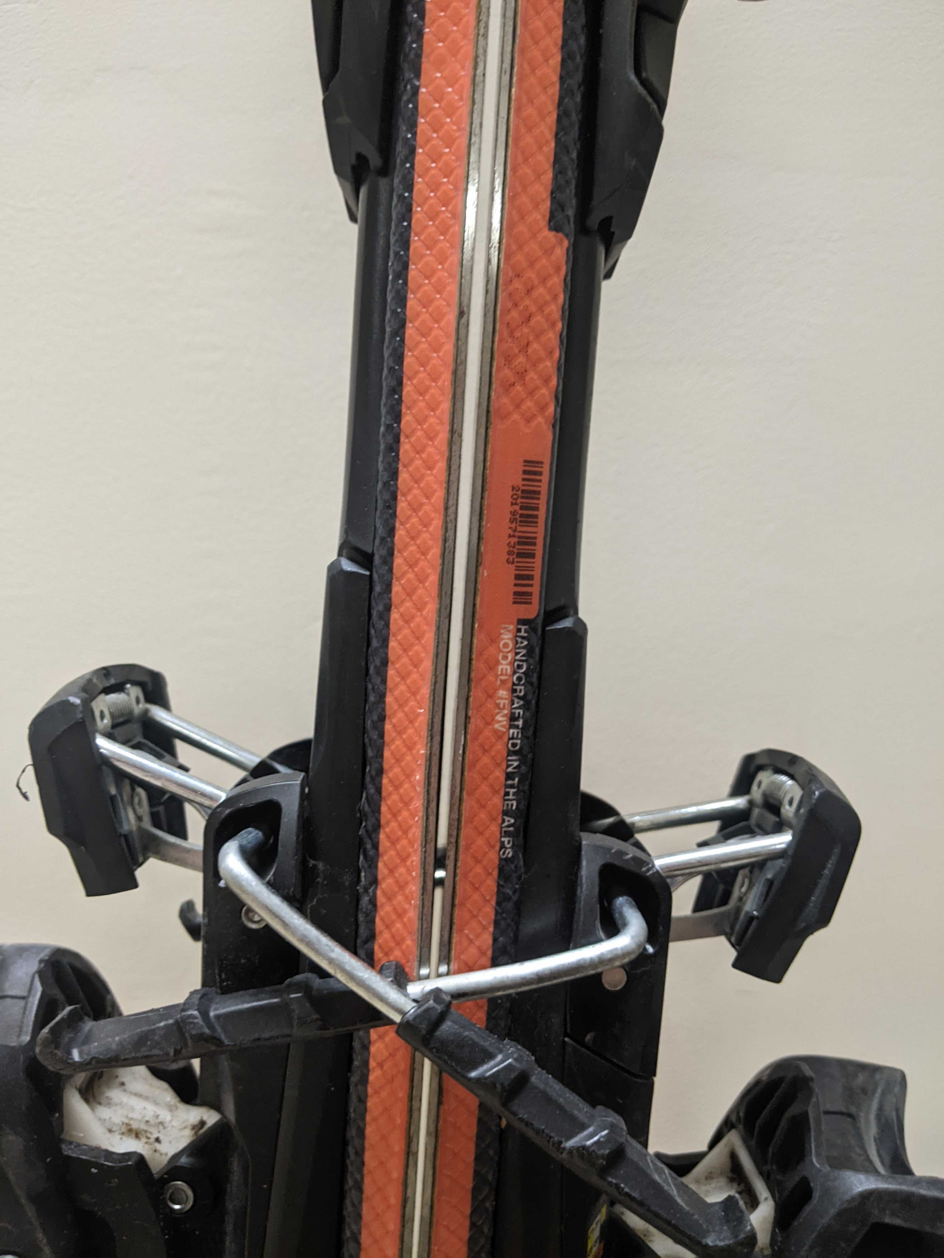 Elan Element RS Adult Skis with Bindings - 160 cm Used