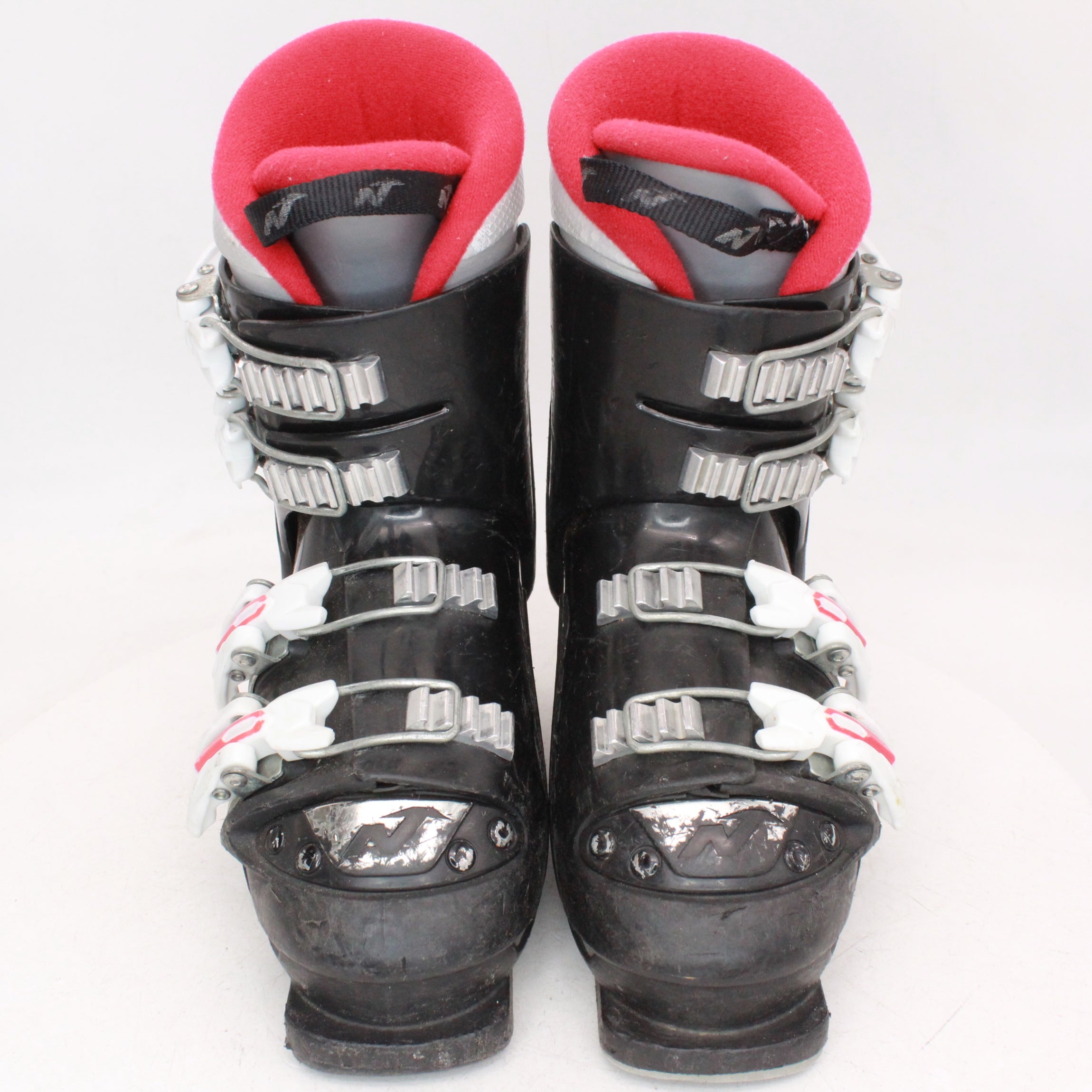 Nordica GP TJ Kids Ski Boots - Size 1.5 / Mondo 19.5 Used