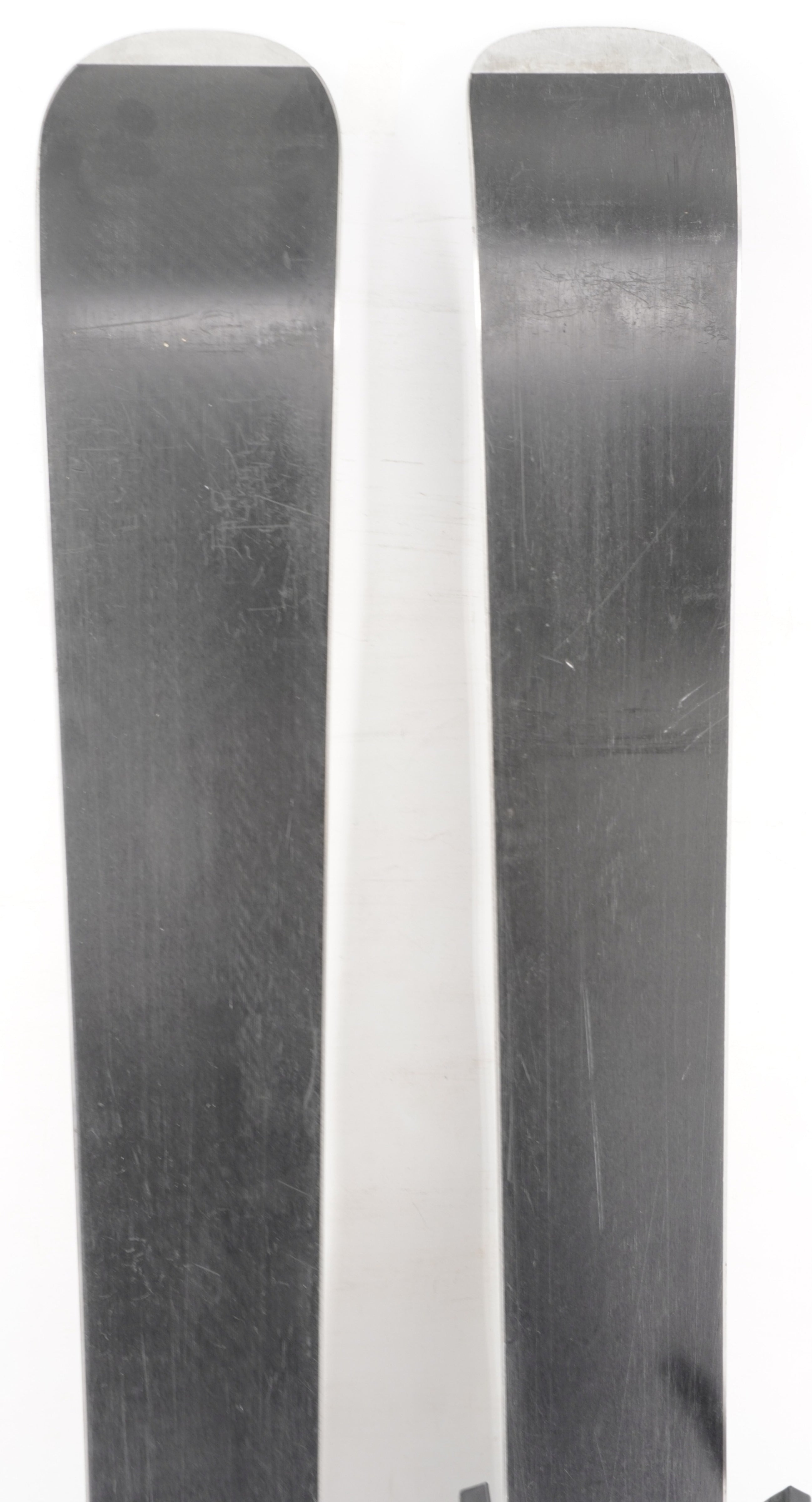 Bomber B-52 Adult Demo Skis with Bindings - 180 cm Used