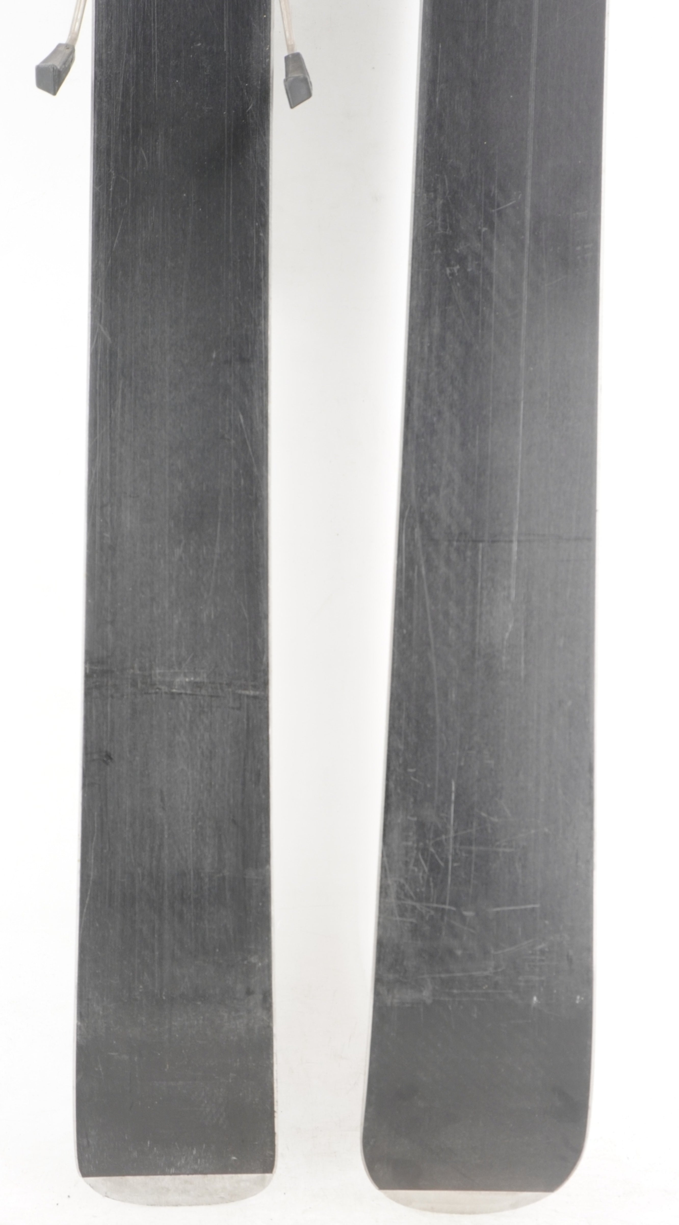 Bomber B-52 Adult Demo Skis with Bindings - 180 cm Used