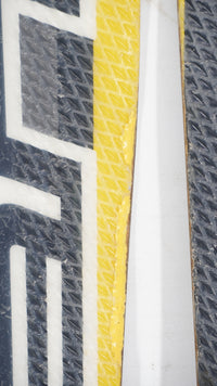 Elan Exar Adult Skis with Bindings - 140 cm Used