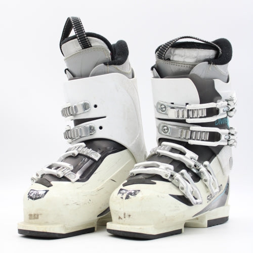 Salomon Divine R60 Womens Ski Boots - Size 7.5 / Mondo 24.5 Used