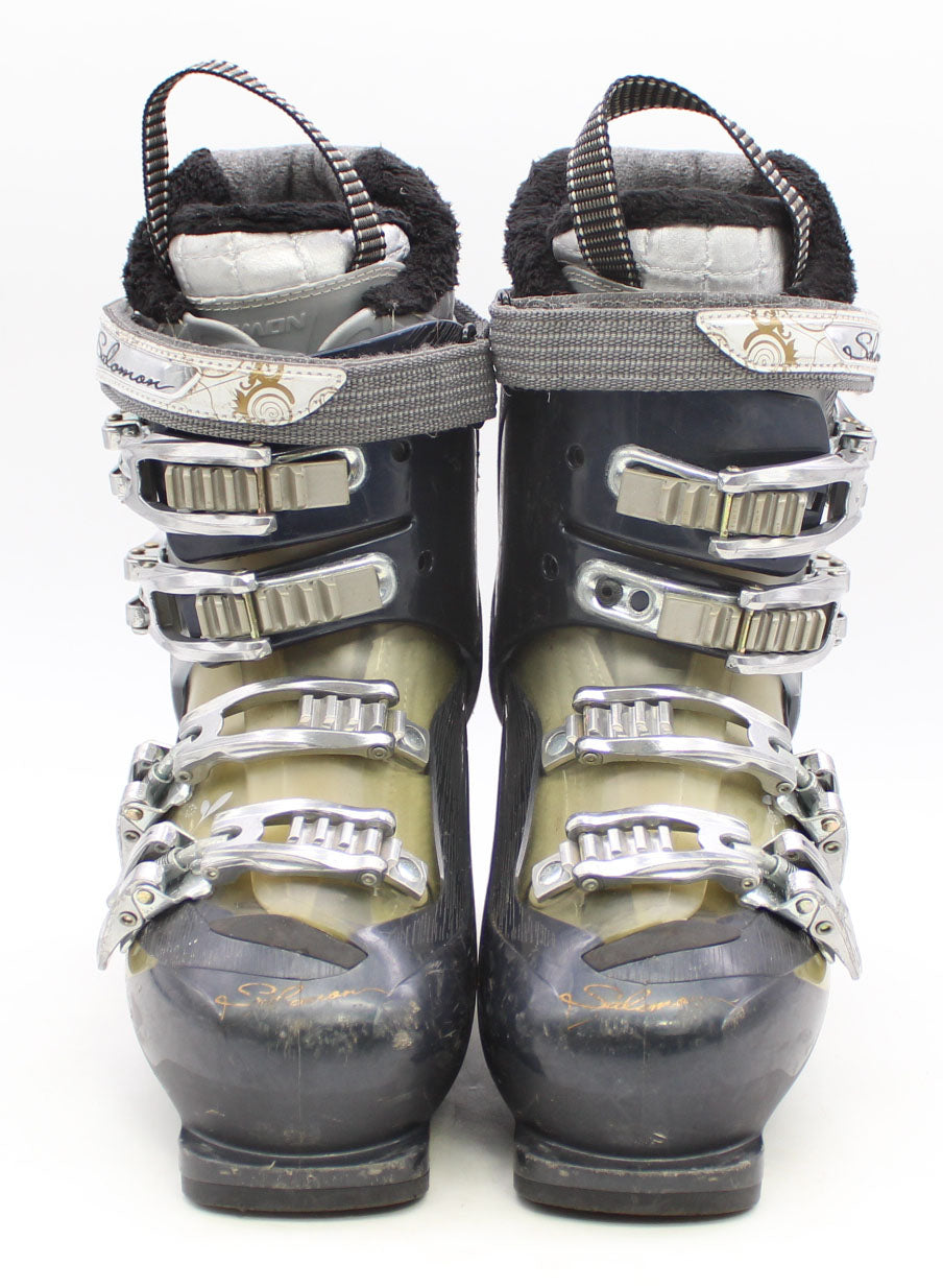 Salomon Divine 770 Womens Ski Boots - Size 6.5 / Mondo 23.5 Used