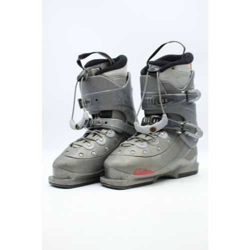 Salomon Verse 550 Ski Boots - Size 6.5 / Mondo 24.5 Used