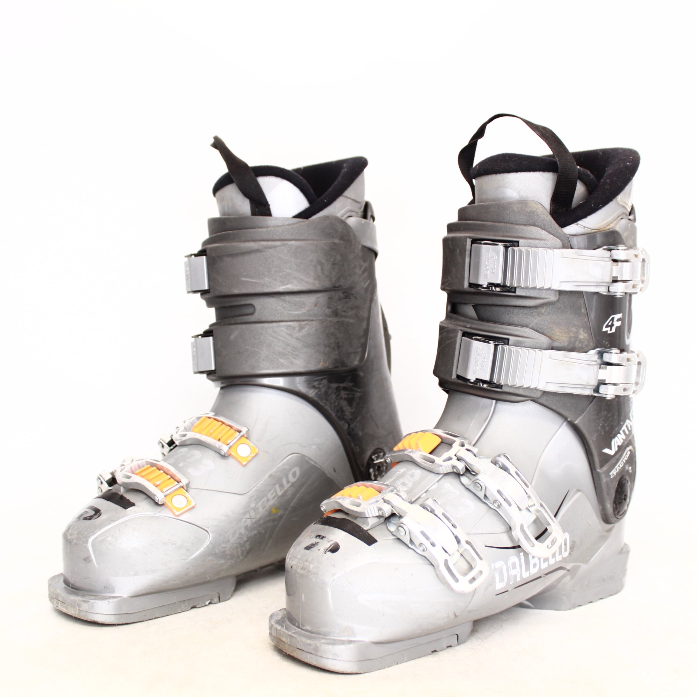 Dalbello Vantage 4Factor Ski Boots - Size 6 / Mondo 24 Used