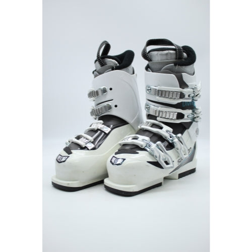 Salomon Divine R60 Women's Ski Boots - Size 5.5 / Mondo 22.5 Used