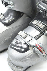 Nordica Easy One 5 Ski Boots - Size 6 / Mondo 24 Used